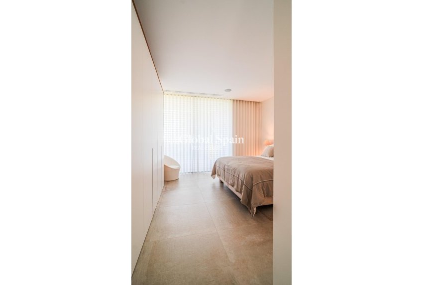 Wiederverkauf - VILLA -
ORIHUELA - LAS COLINAS GOLF RESORT