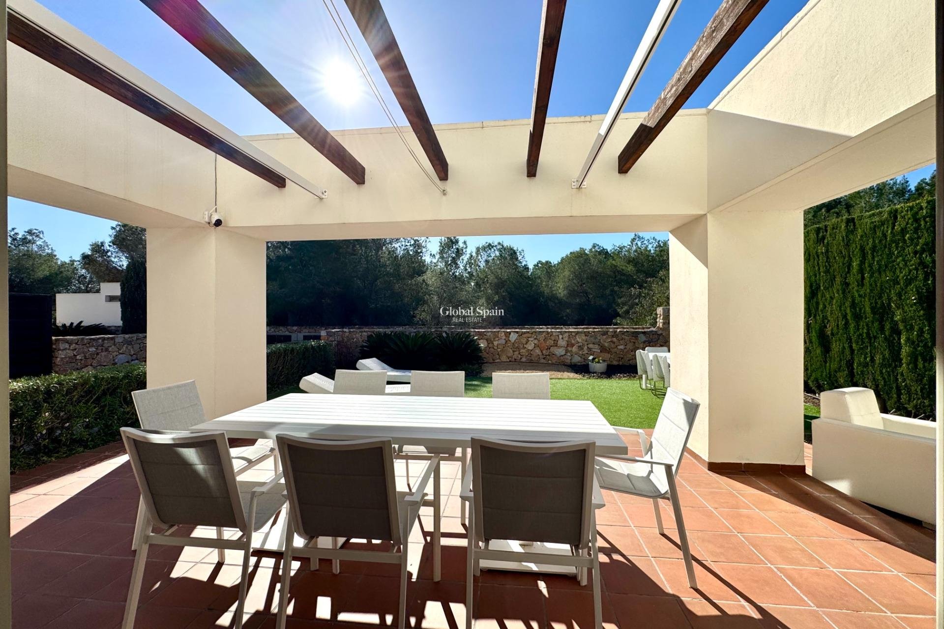 Wiederverkauf - VILLA -
ORIHUELA - LAS COLINAS GOLF RESORT