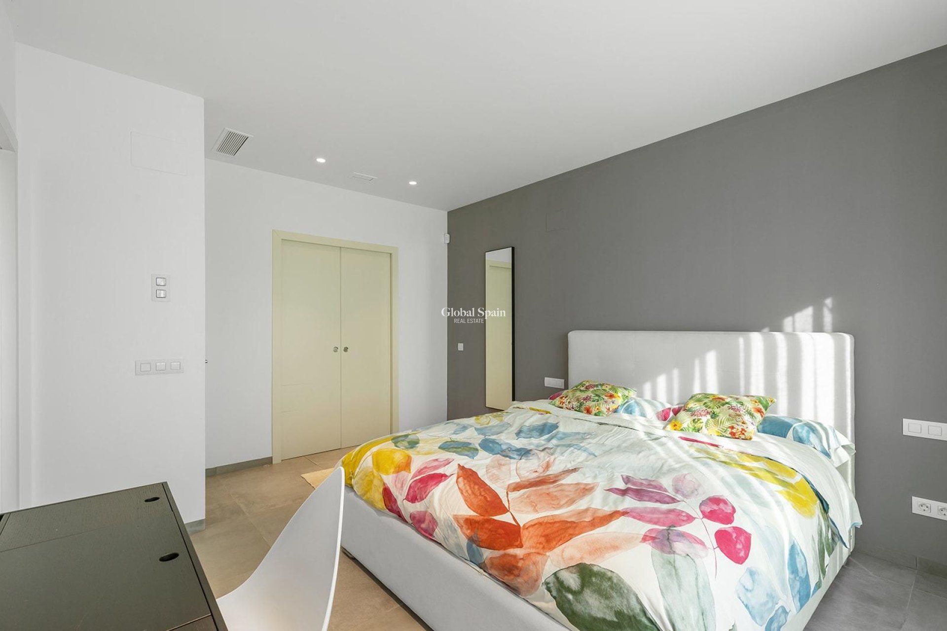 Wiederverkauf - VILLA -
ORIHUELA - LAS COLINAS GOLF RESORT