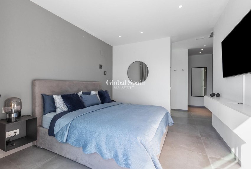 Wiederverkauf - VILLA -
ORIHUELA - LAS COLINAS GOLF RESORT