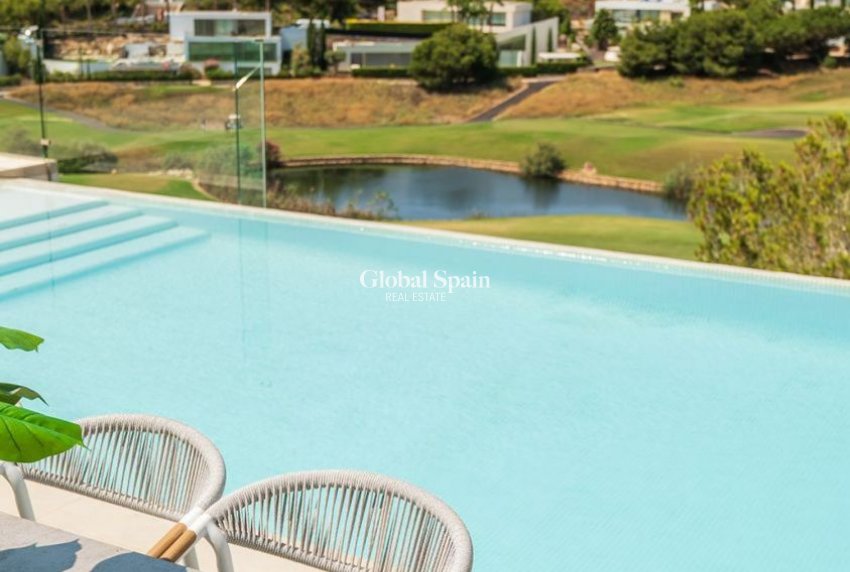 Wiederverkauf - VILLA -
ORIHUELA - LAS COLINAS GOLF RESORT