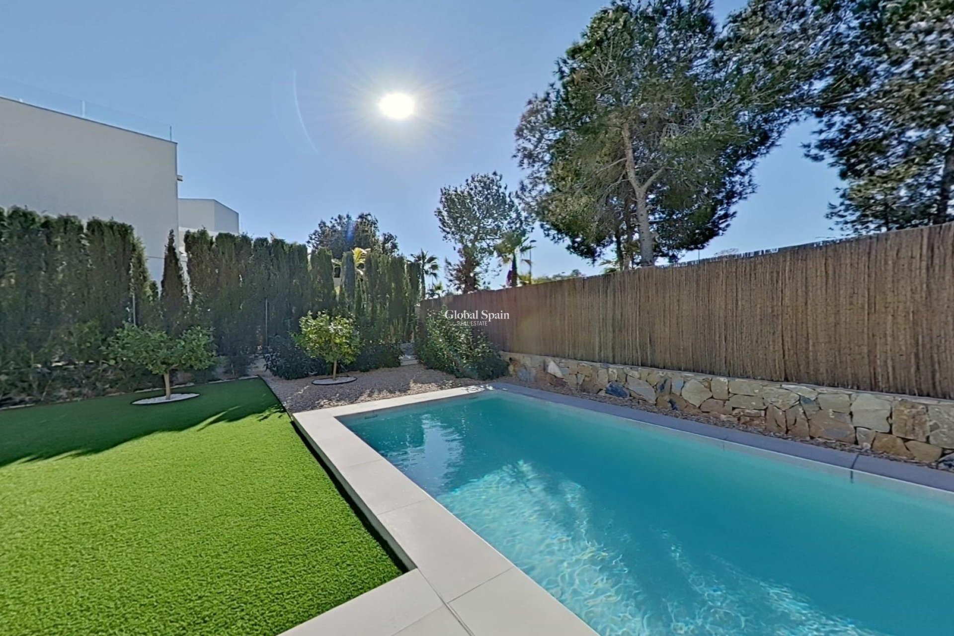 Wiederverkauf - VILLA -
ORIHUELA - Las Colinas Golf