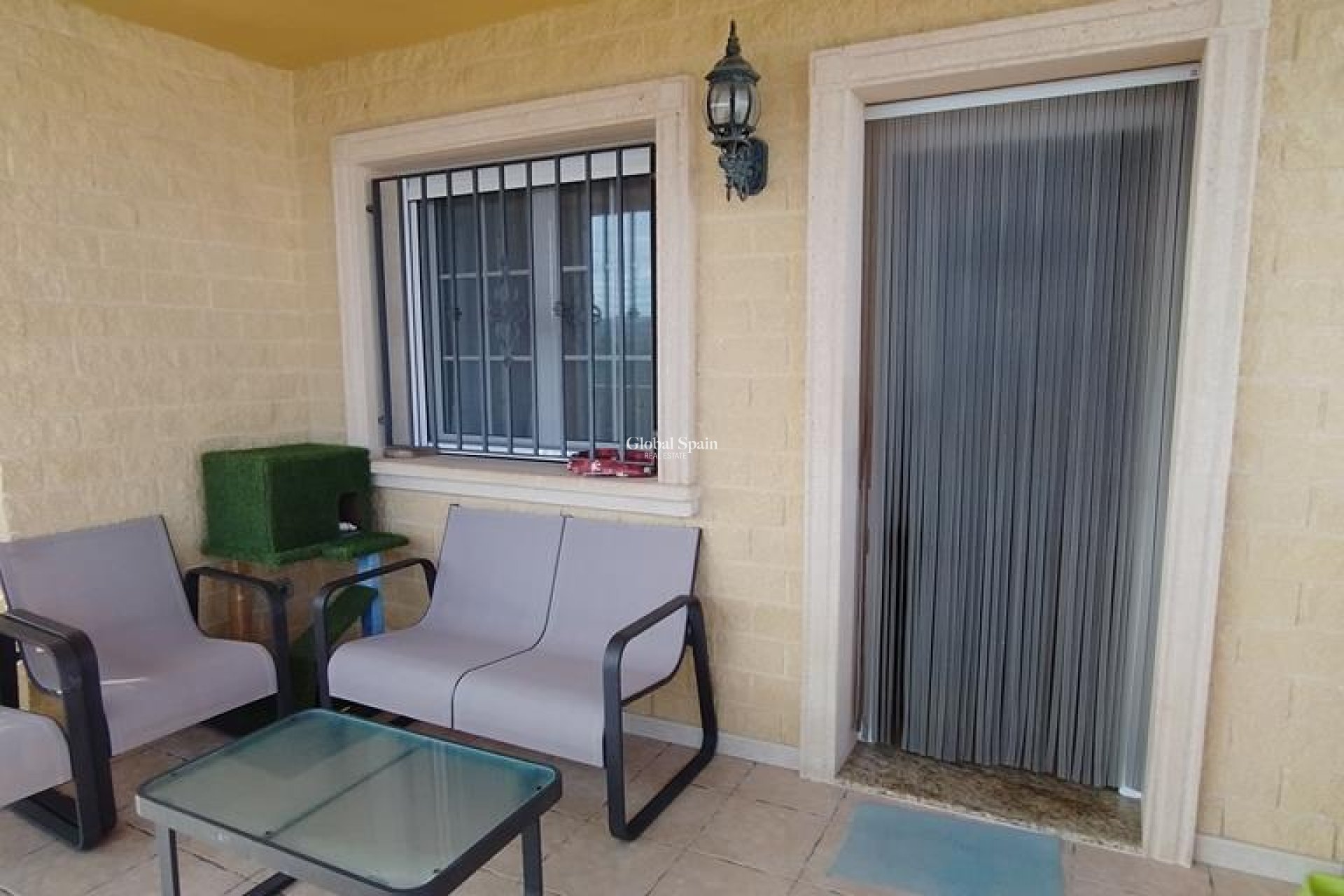 Wiederverkauf - VILLA -
ORIHUELA - LOS DESEMPARADOS