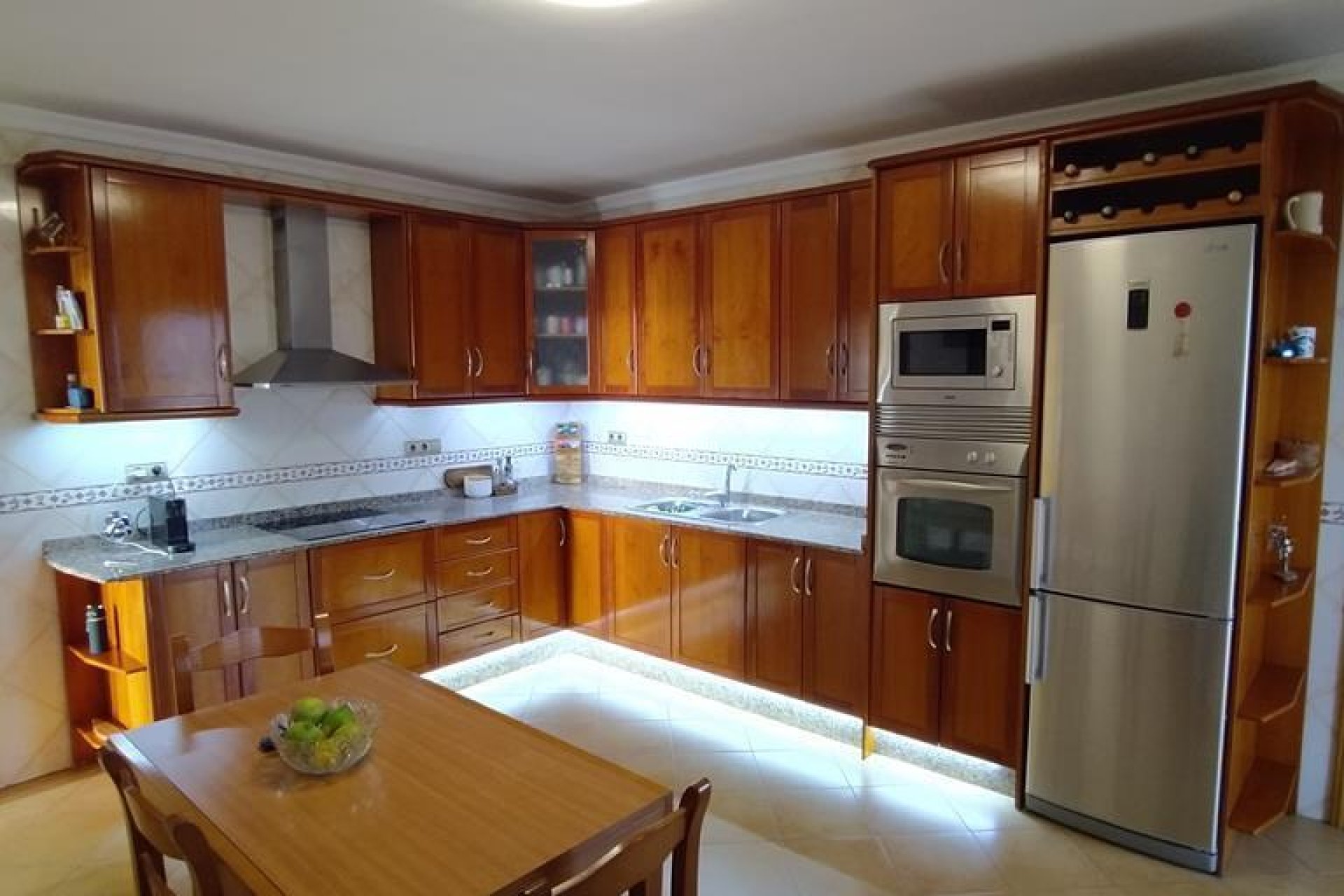 Wiederverkauf - VILLA -
ORIHUELA - LOS DESEMPARADOS