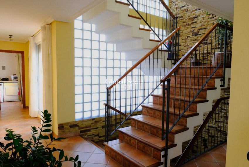 Wiederverkauf - VILLA -
ORIHUELA - Orihuela Ciudad