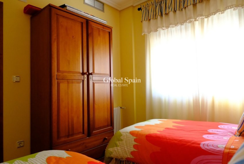 Wiederverkauf - VILLA -
ORIHUELA - Orihuela Ciudad