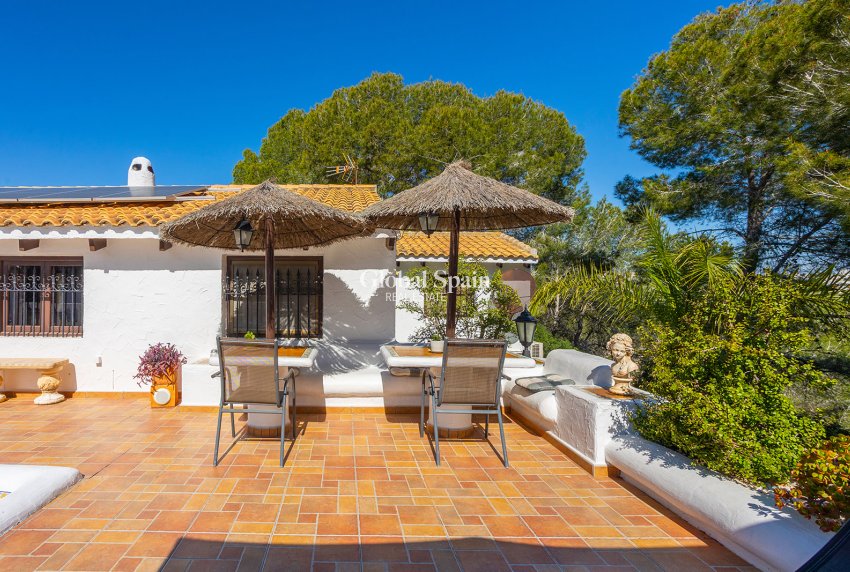 Wiederverkauf - VILLA -
ORIHUELA - Orihuela Costa