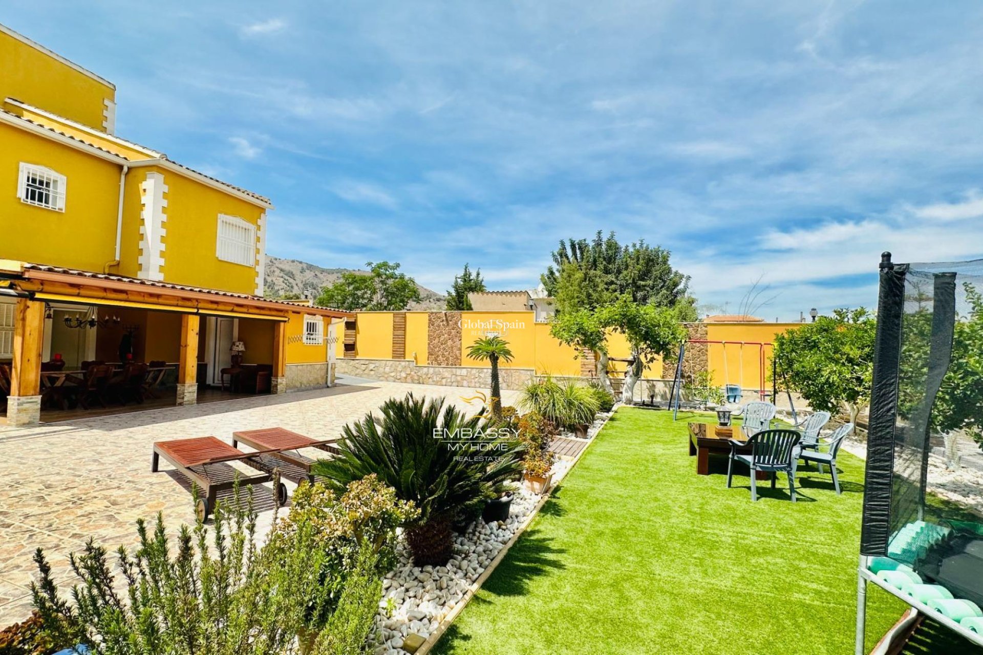 Wiederverkauf - VILLA -
ORIHUELA - Urb. Montepinar