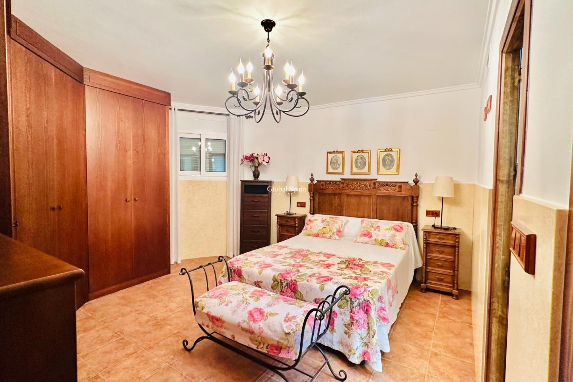 Wiederverkauf - VILLA -
ORIHUELA - Urb. Montepinar