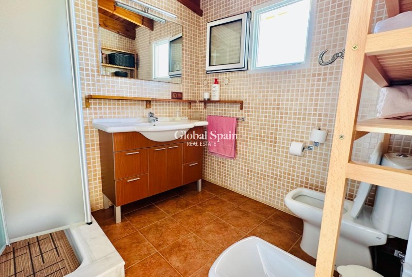 Wiederverkauf - VILLA -
ORIHUELA - Urb. Montepinar
