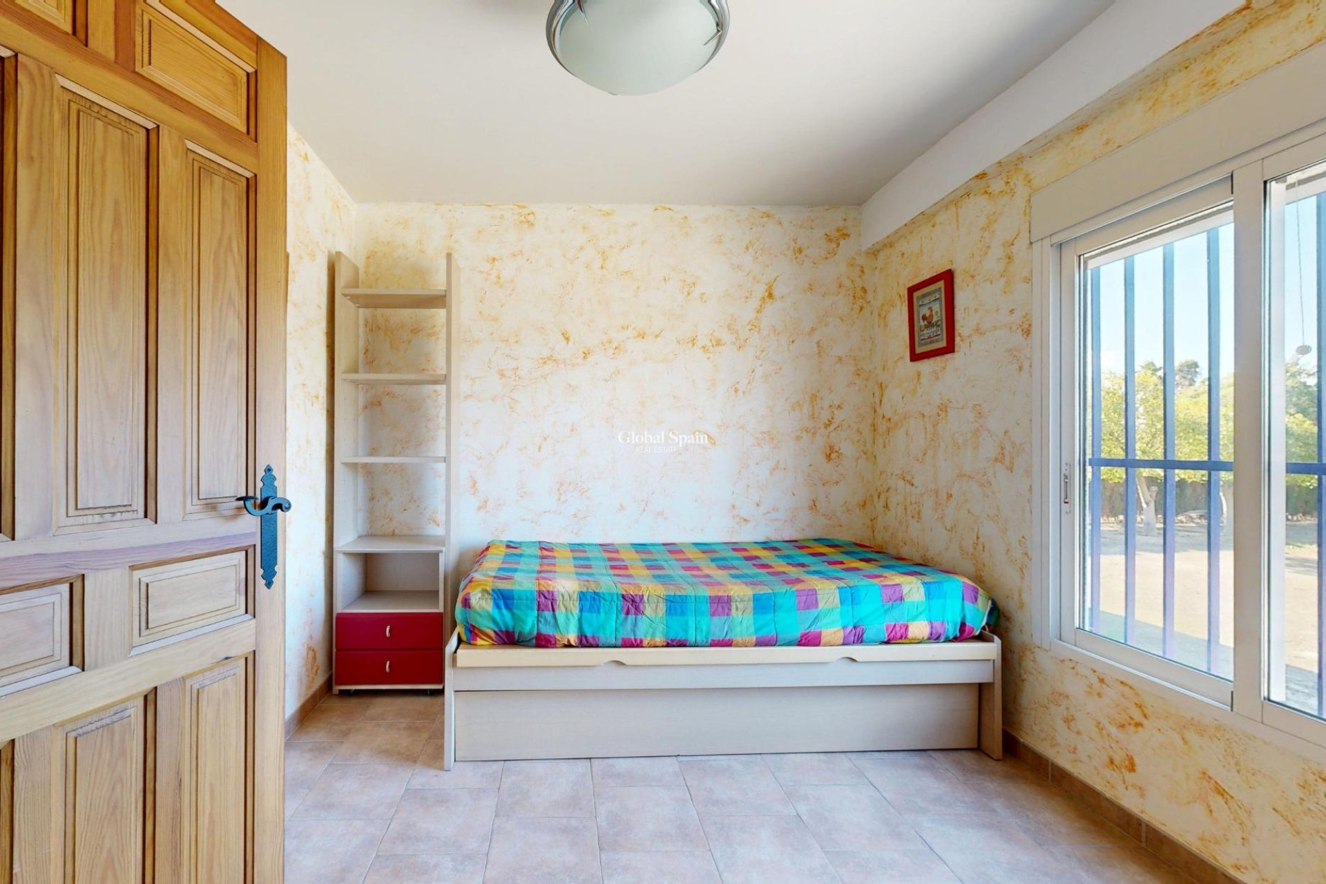 Wiederverkauf - VILLA -
ORIHUELA