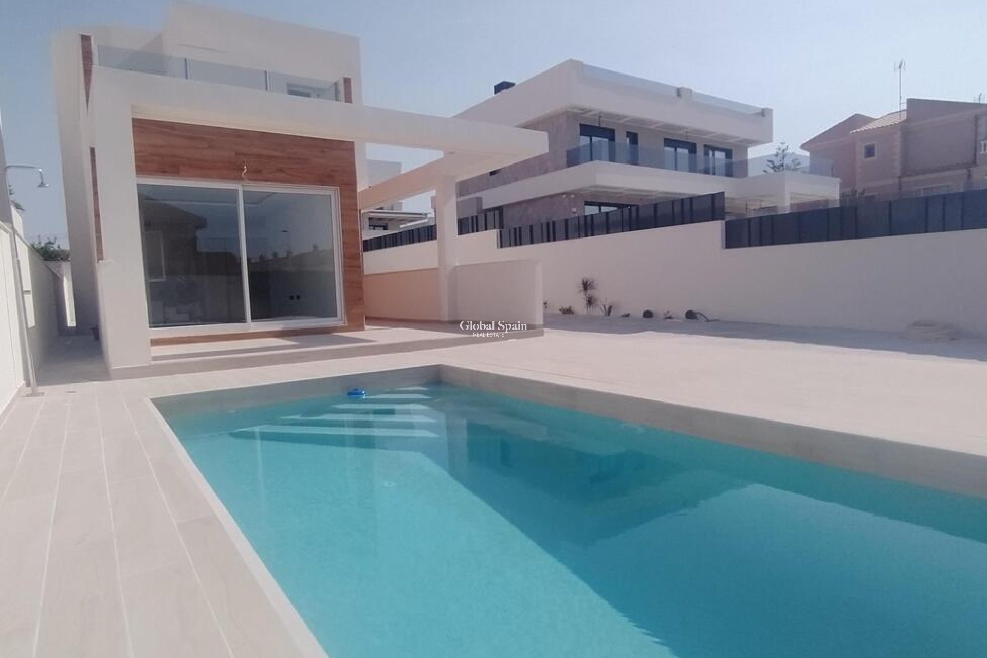 Wiederverkauf - Villa-Penthouse -
TORREVIEJA - Aguas Nuevas