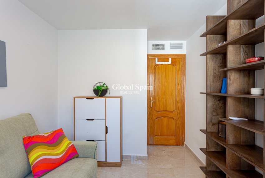 Wiederverkauf - VILLA -
PILAR DE LA HORADADA - Costa Blanca