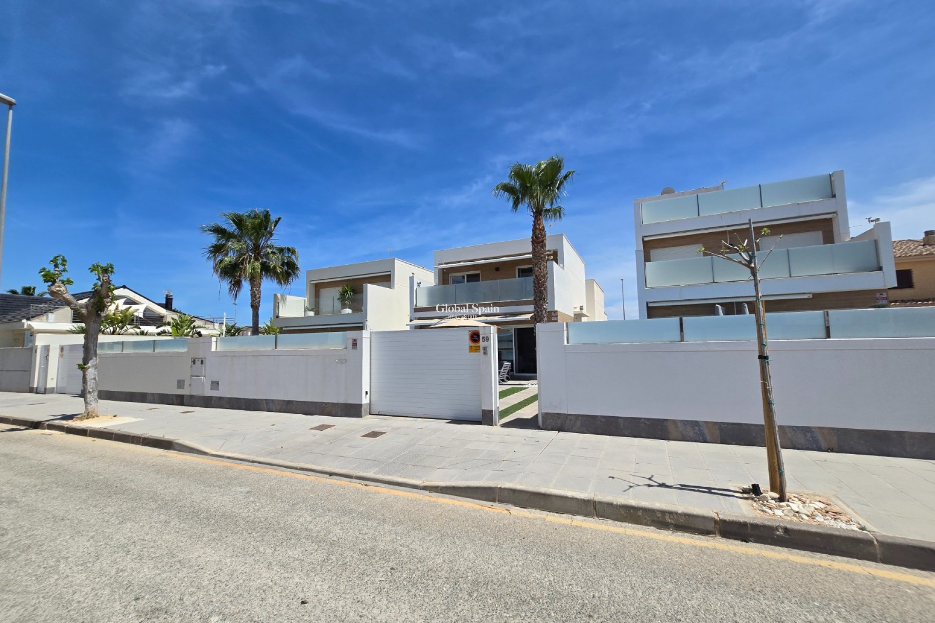 Wiederverkauf - VILLA -
PILAR DE LA HORADADA - Costa Blanca