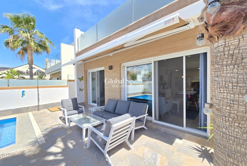 Wiederverkauf - VILLA -
PILAR DE LA HORADADA - Costa Blanca