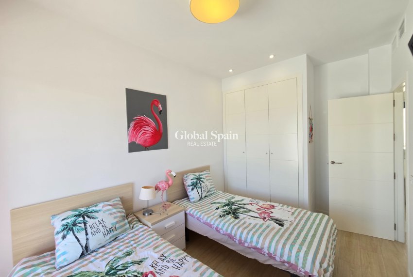 Wiederverkauf - VILLA -
PILAR DE LA HORADADA - Costa Blanca
