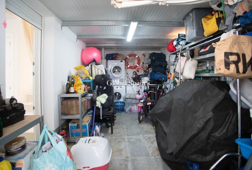 Wiederverkauf - VILLA -
PILAR DE LA HORADADA