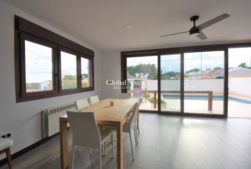 Wiederverkauf - Villa -
Pinar De Campoverde