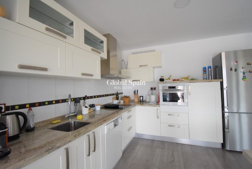 Wiederverkauf - Villa -
Pinar De Campoverde