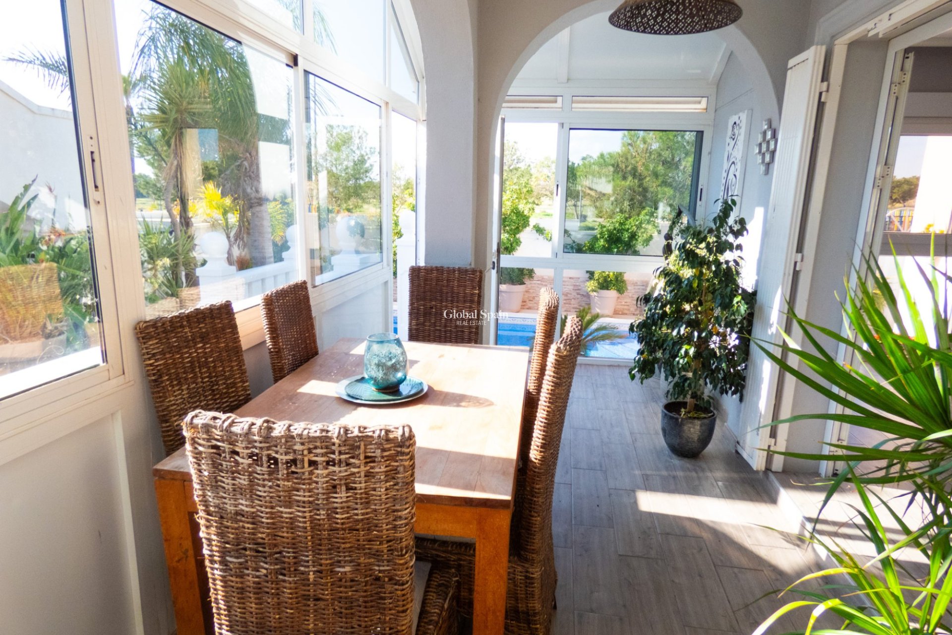 Wiederverkauf - VILLA -
PLAYA FLAMENCA - Costa Blanca