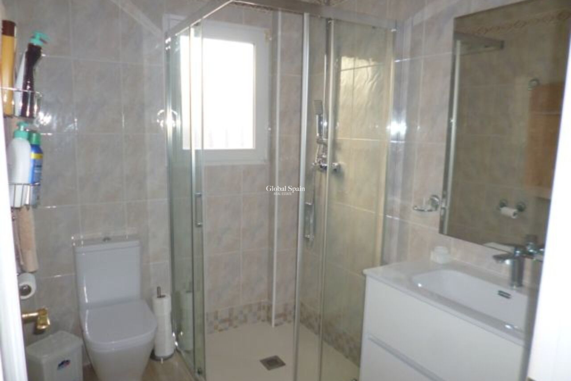 Wiederverkauf - VILLA -
PLAYA FLAMENCA - Costa Blanca