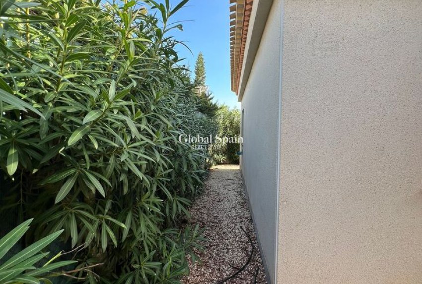 Wiederverkauf - VILLA -
PLAYA FLAMENCA