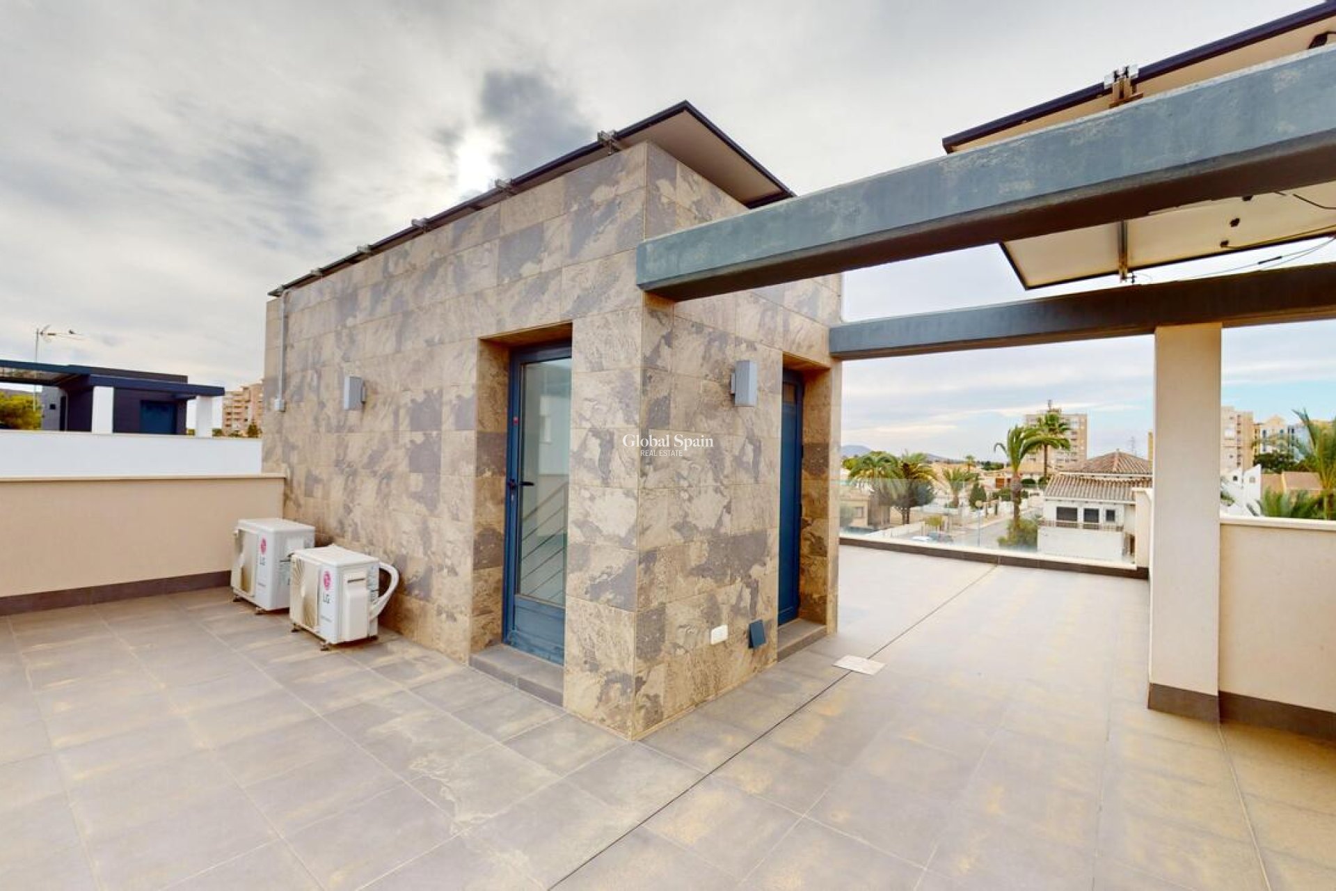 Wiederverkauf - VILLA -
PLAYA HONDA - Costa Calida