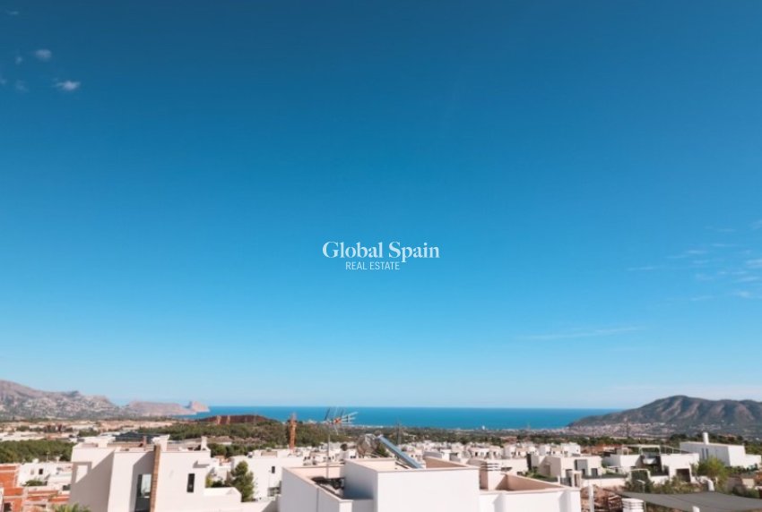 Wiederverkauf - VILLA -
POLOP - Costa Blanca