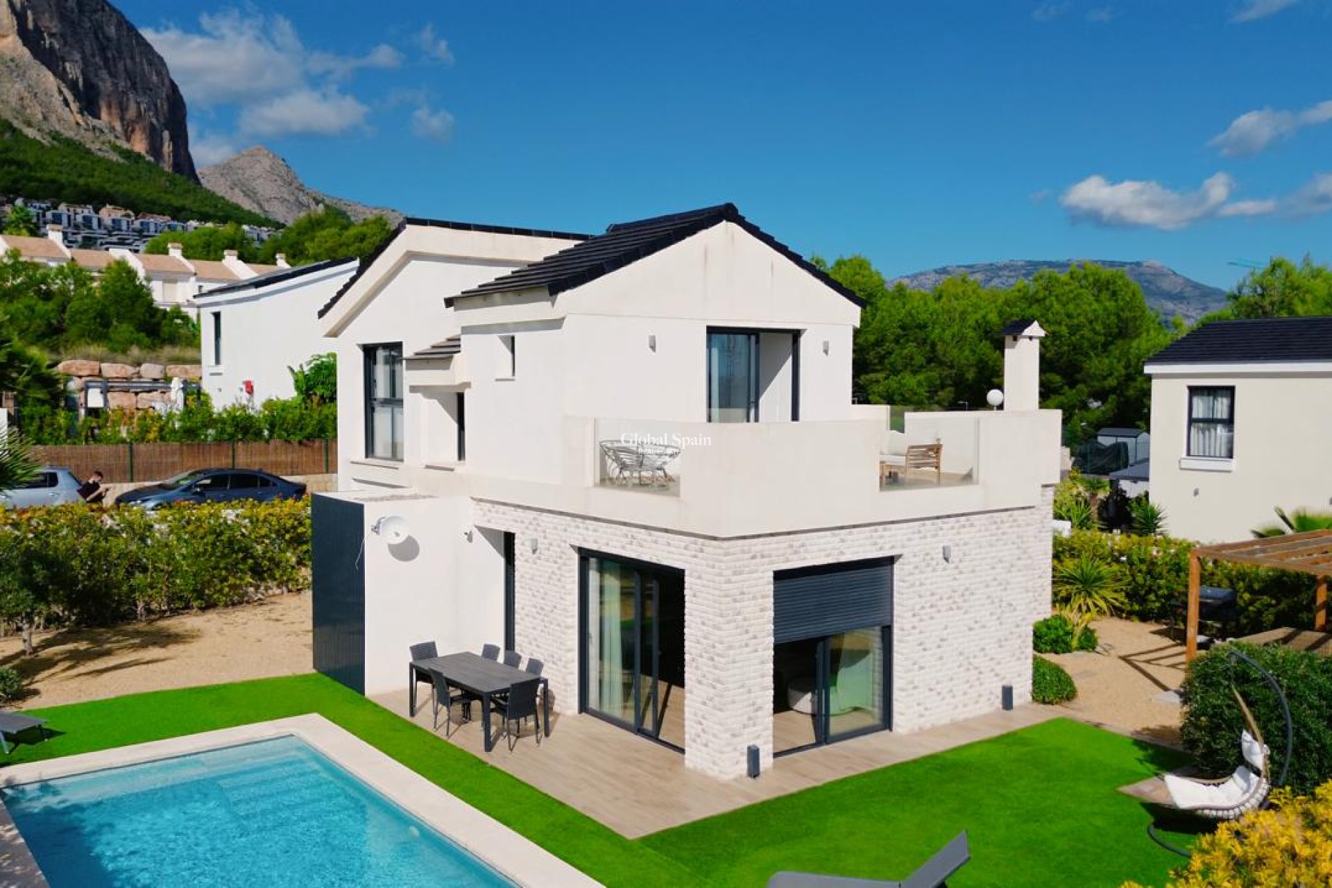 Wiederverkauf - VILLA -
POLOP - Costa Blanca