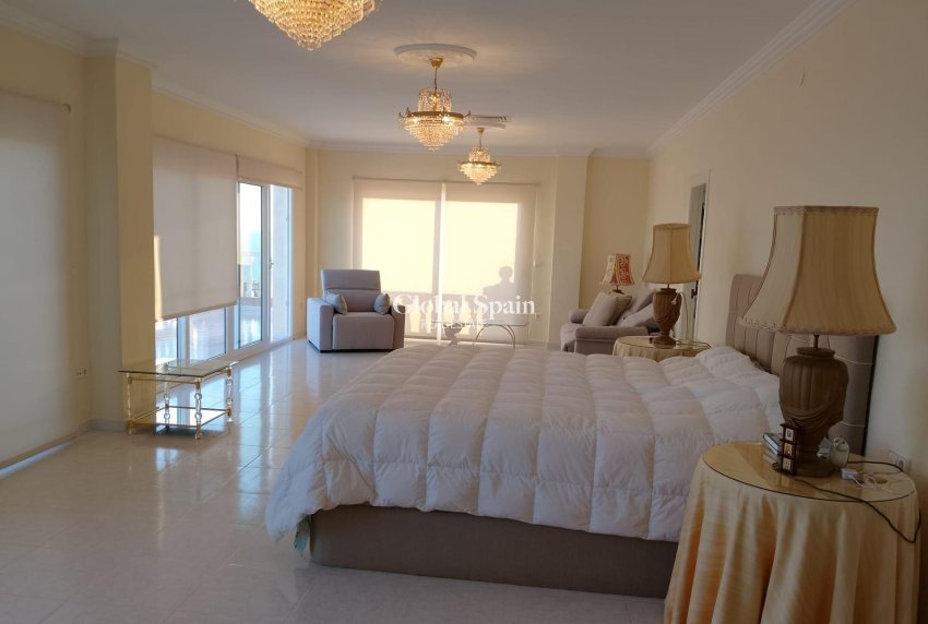 Wiederverkauf - VILLA -
PUERTO DE MAZARRÓN - Bolnuevo