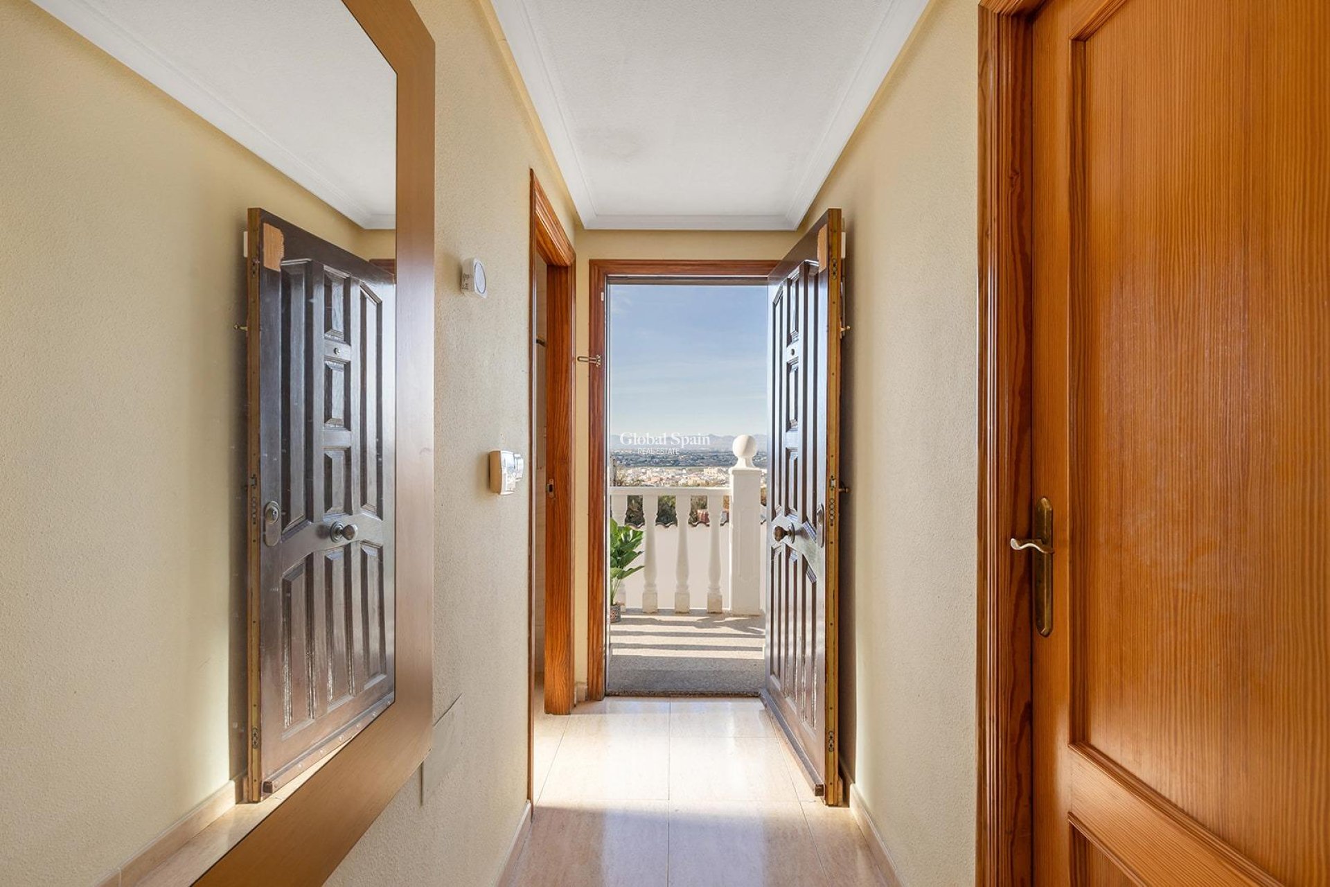 Wiederverkauf - VILLA -
ROJALES - Campo De Golf La Marquesa