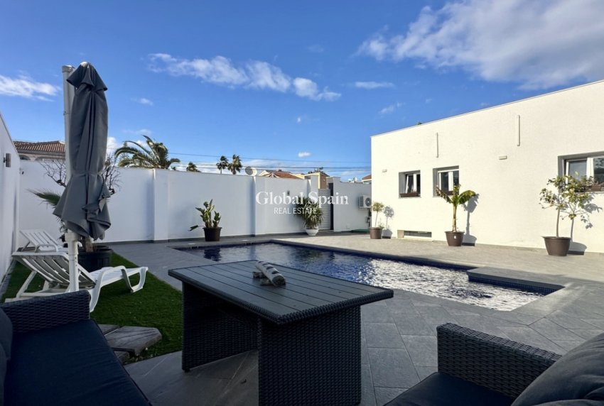 Wiederverkauf - VILLA -
ROJALES - Ciudad Quesada