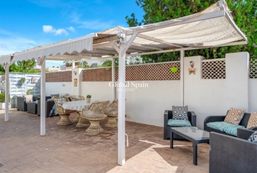 Wiederverkauf - VILLA -
ROJALES - Ciudad Quesada