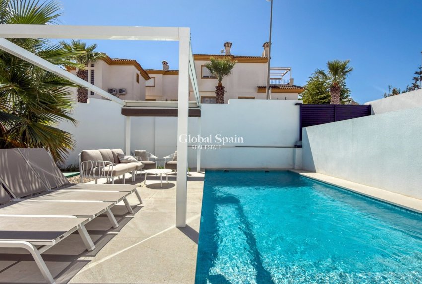 Wiederverkauf - VILLA -
ROJALES - Ciudad Quesada