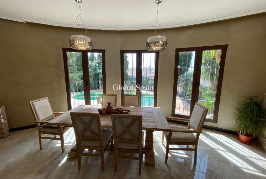 Wiederverkauf - Villa -
ROJALES - Ciudad Quesada