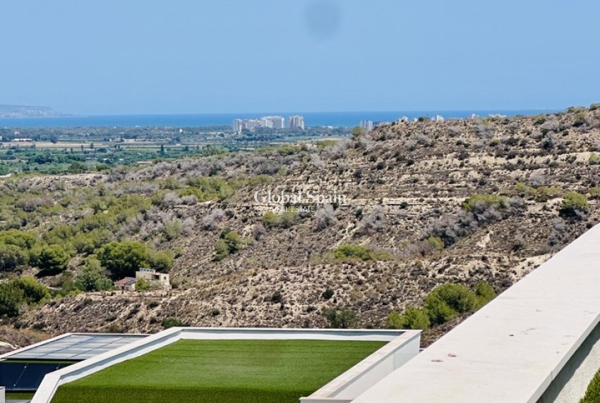 Wiederverkauf - VILLA -
ROJALES - Costa Blanca