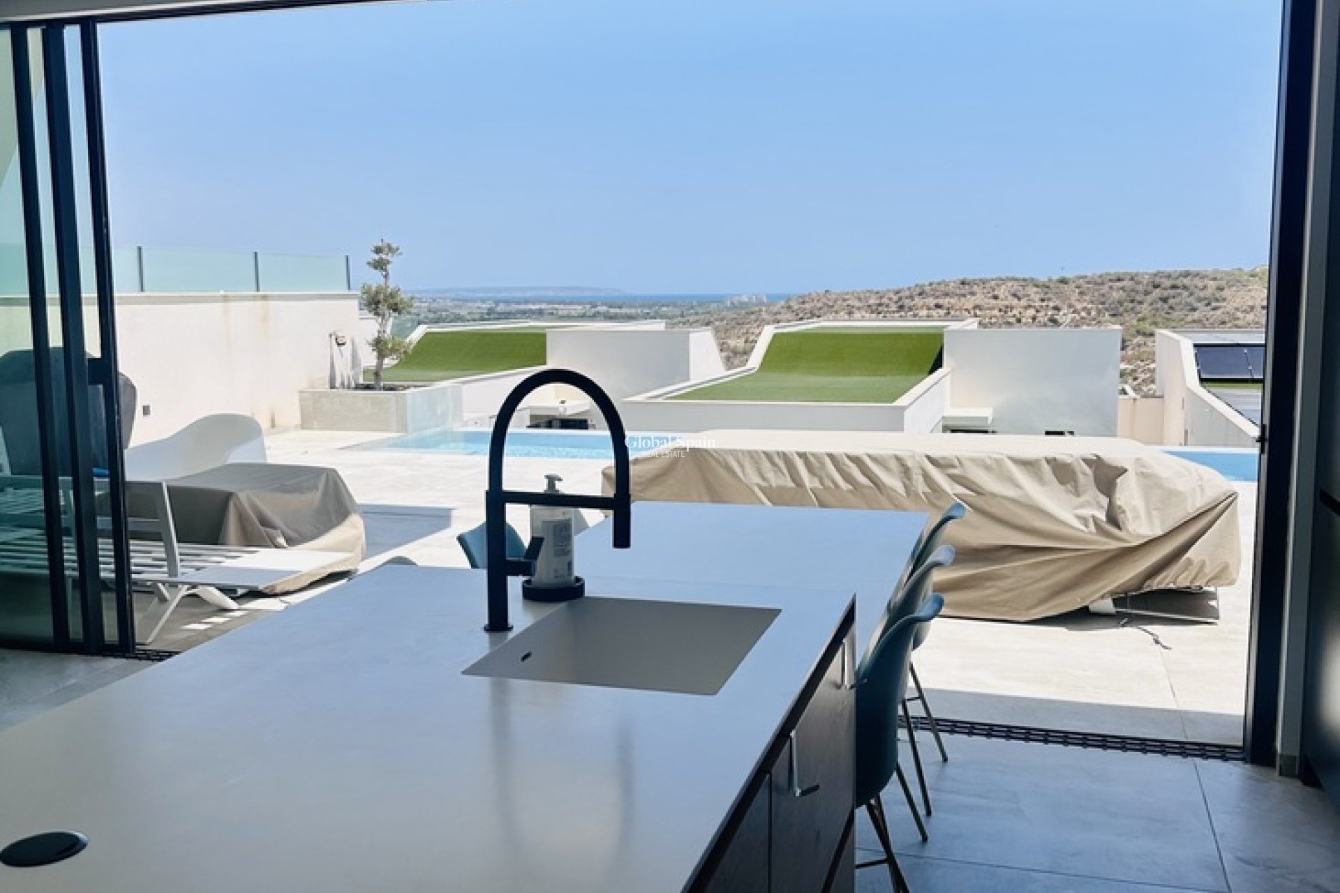 Wiederverkauf - VILLA -
ROJALES - Costa Blanca