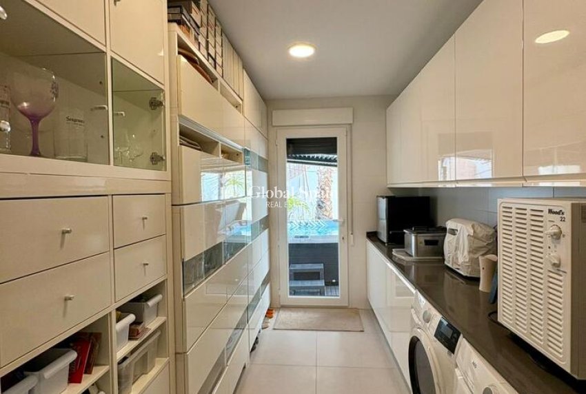 Wiederverkauf - VILLA -
ROJALES - Costa Blanca