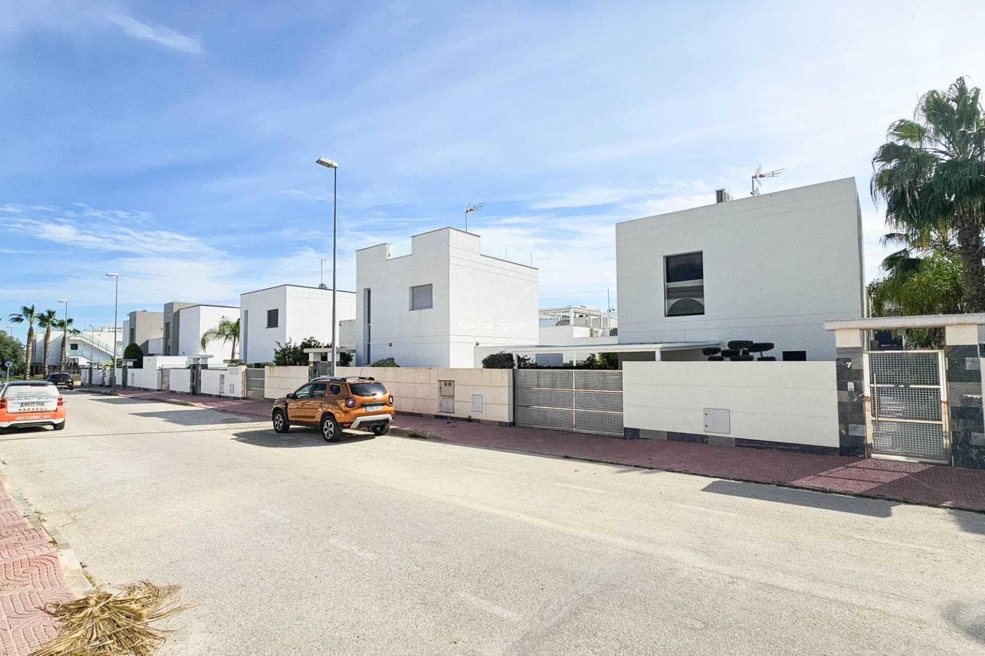 Wiederverkauf - VILLA -
ROJALES - Cuidad Quesada