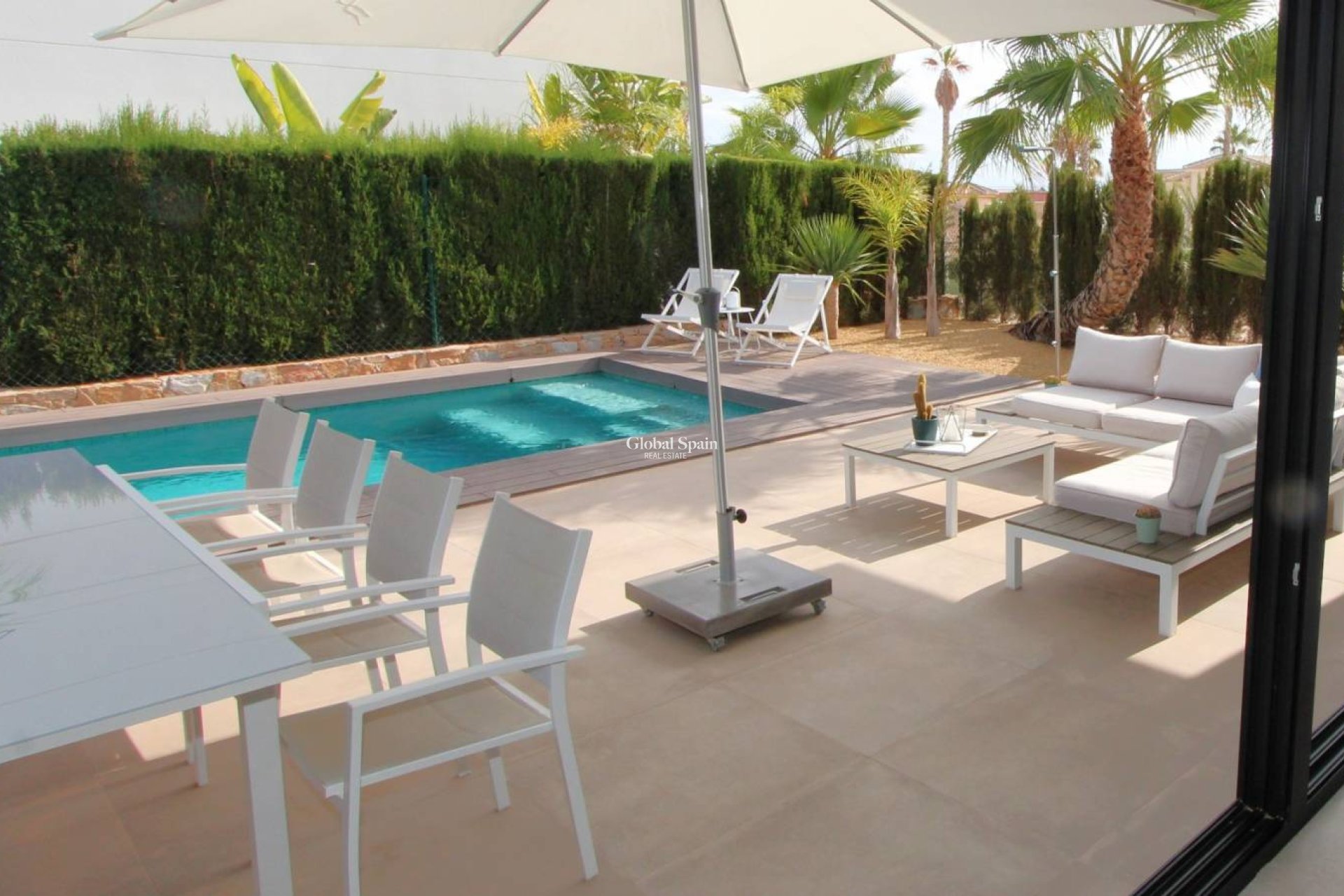 Wiederverkauf - VILLA -
ROJALES - Cuidad Quesada