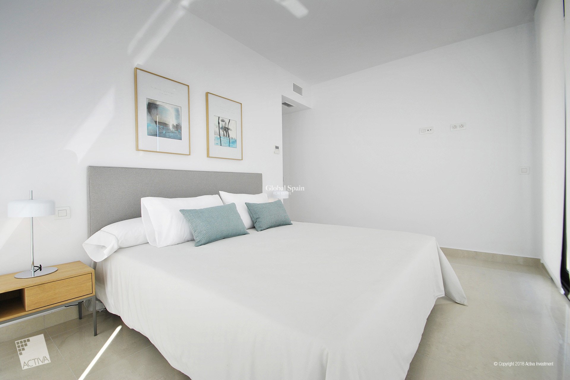 Wiederverkauf - VILLA -
ROJALES - Inland