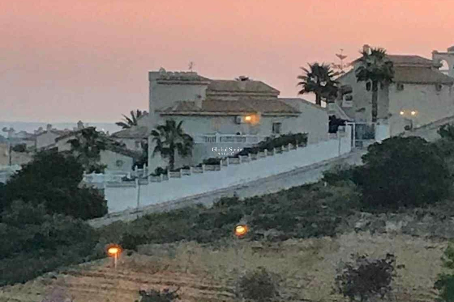 Wiederverkauf - VILLA -
ROJALES - La Marquesa Golf