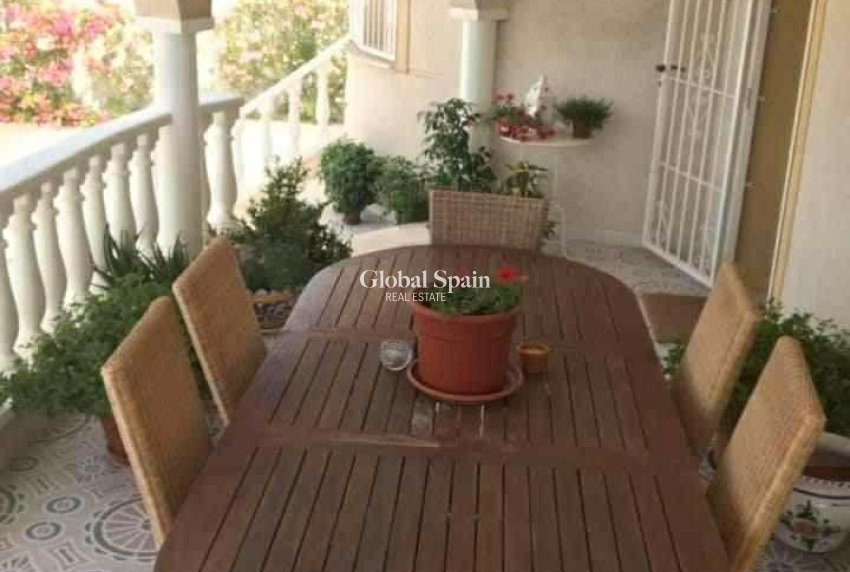 Wiederverkauf - VILLA -
ROJALES - La Marquesa Golf