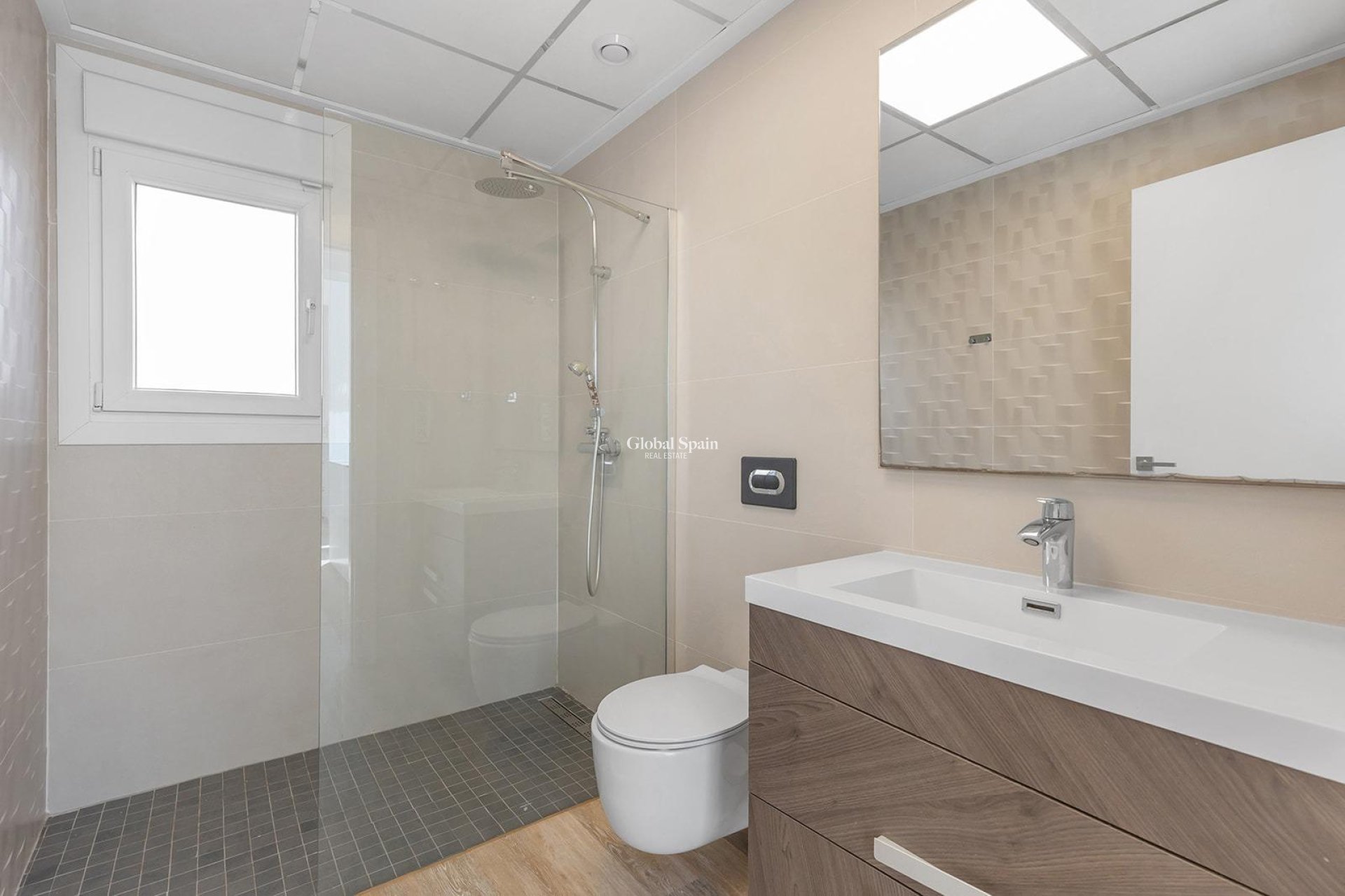 Wiederverkauf - VILLA -
ROJALES - Pueblo bravo