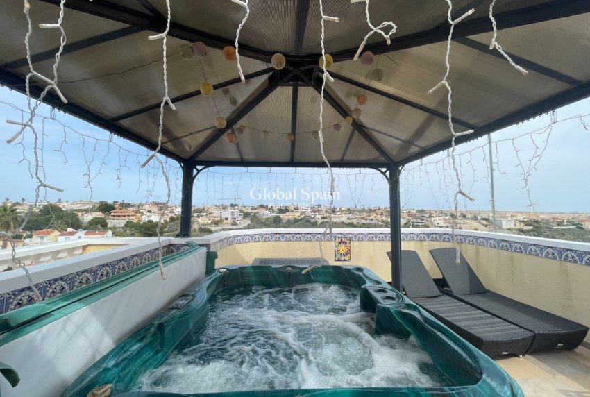 Wiederverkauf - VILLA -
SAN FULGENCIO - Costa Blanca