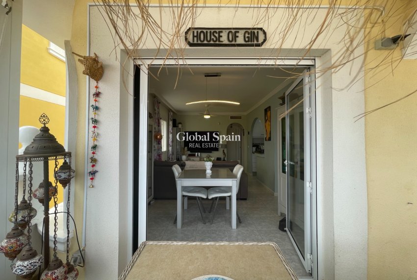 Wiederverkauf - VILLA -
SAN FULGENCIO - Costa Blanca