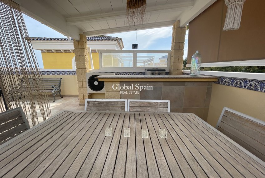 Wiederverkauf - VILLA -
SAN FULGENCIO - Costa Blanca