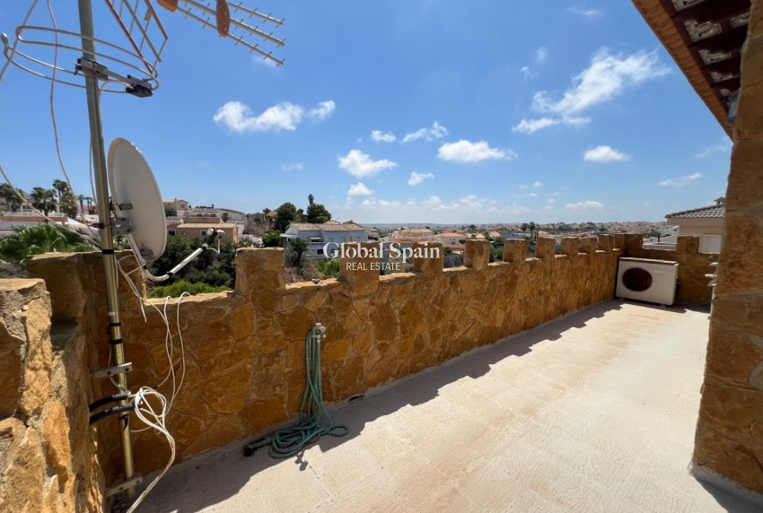 Wiederverkauf - VILLA -
SAN FULGENCIO - Costa Blanca