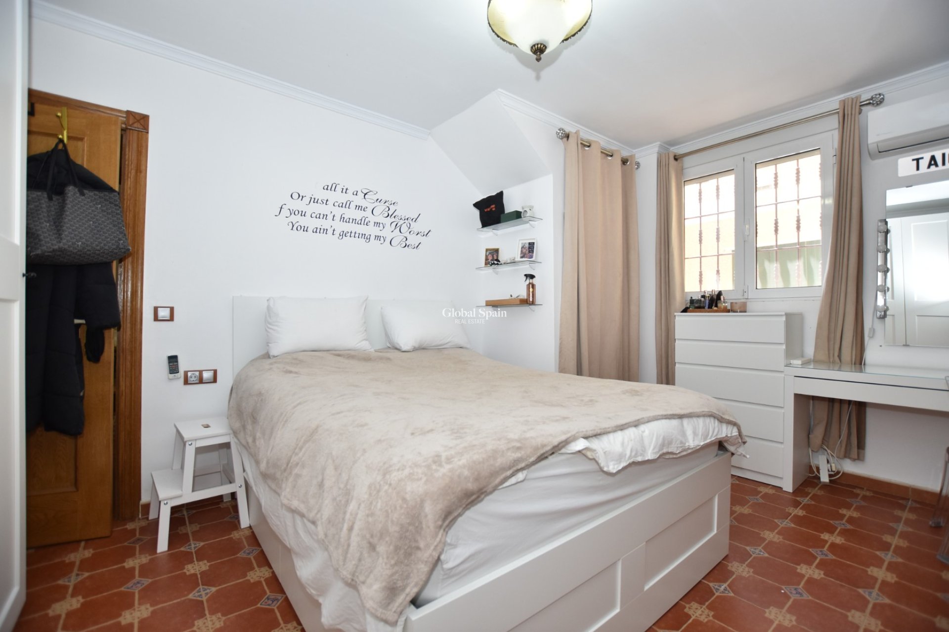 Wiederverkauf - VILLA -
SAN FULGENCIO - Costa Blanca