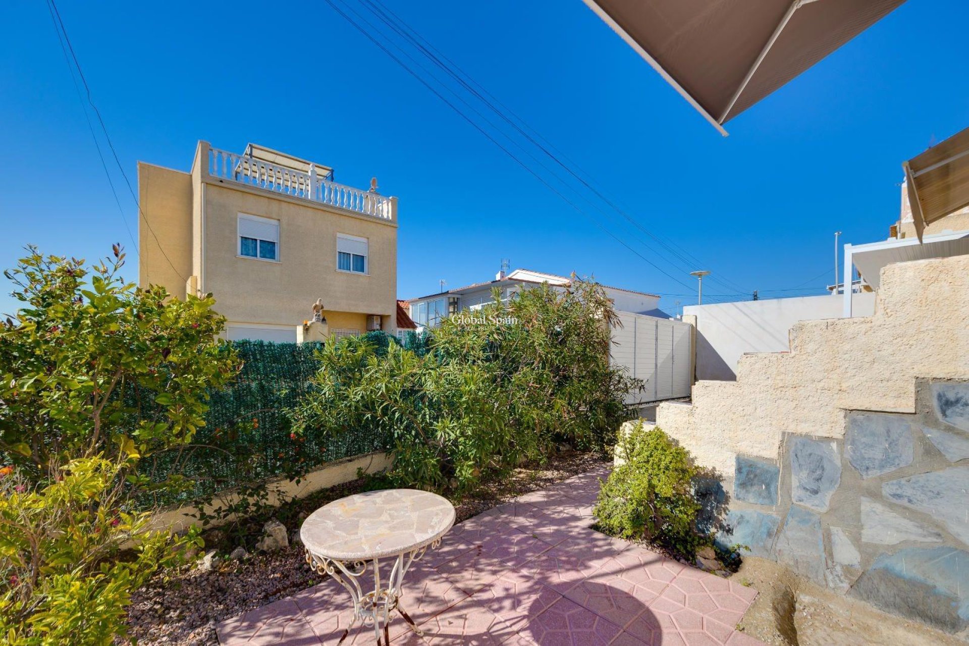 Wiederverkauf - VILLA -
SAN FULGENCIO - LA MARINA
